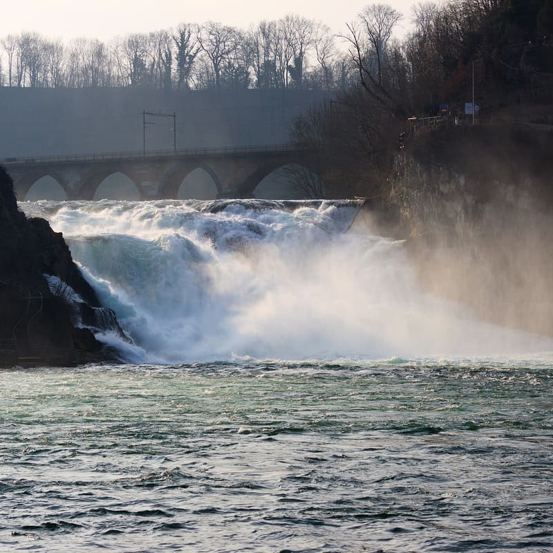 Timon-Waelchli-Flussbestattung-02